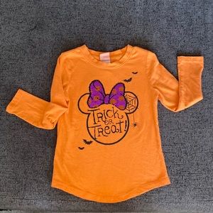 Minnie Halloween trick-or-treat shirt
